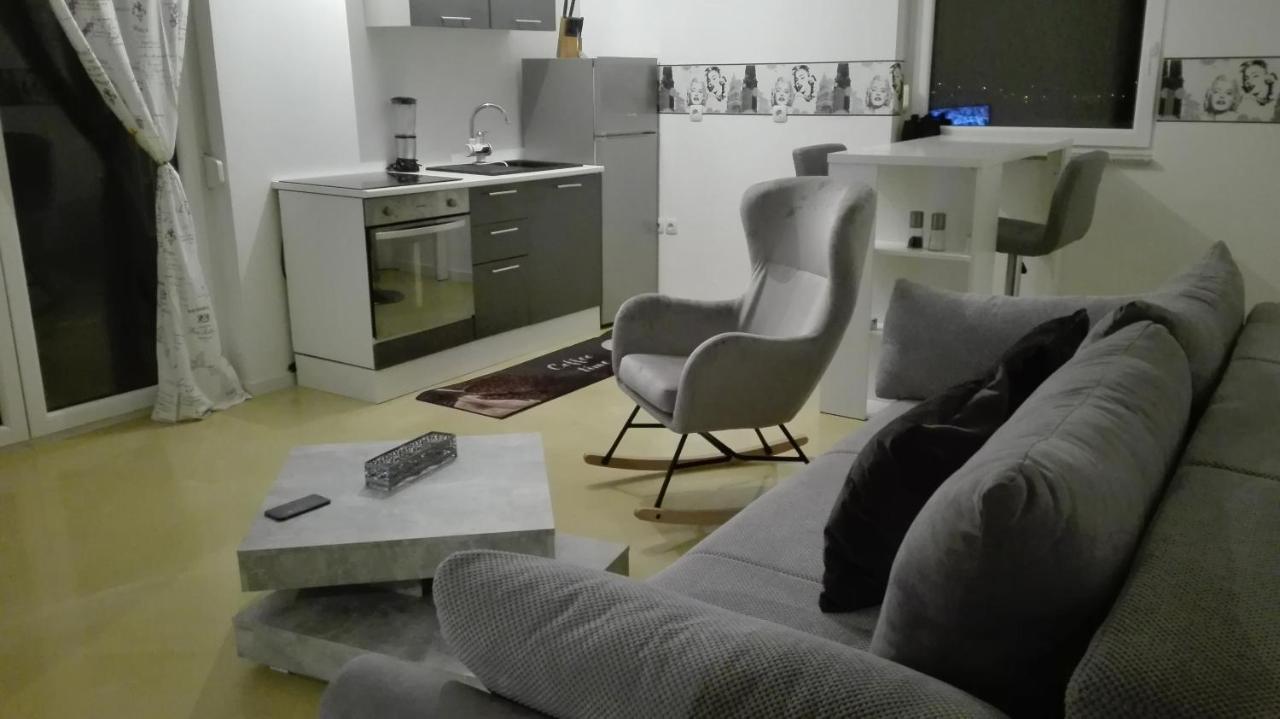 Gabi Daire Pag Town Dış mekan fotoğraf